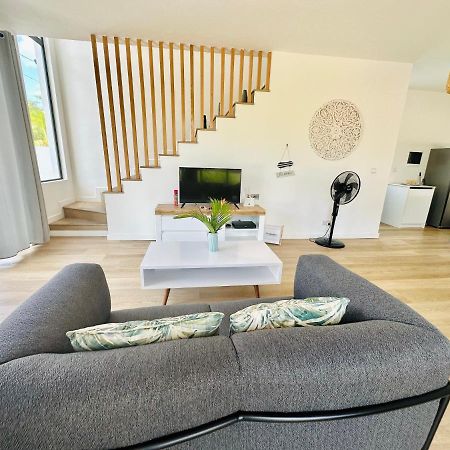 Into The Sea - Modern Home Close To The Beach Albion Luaran gambar