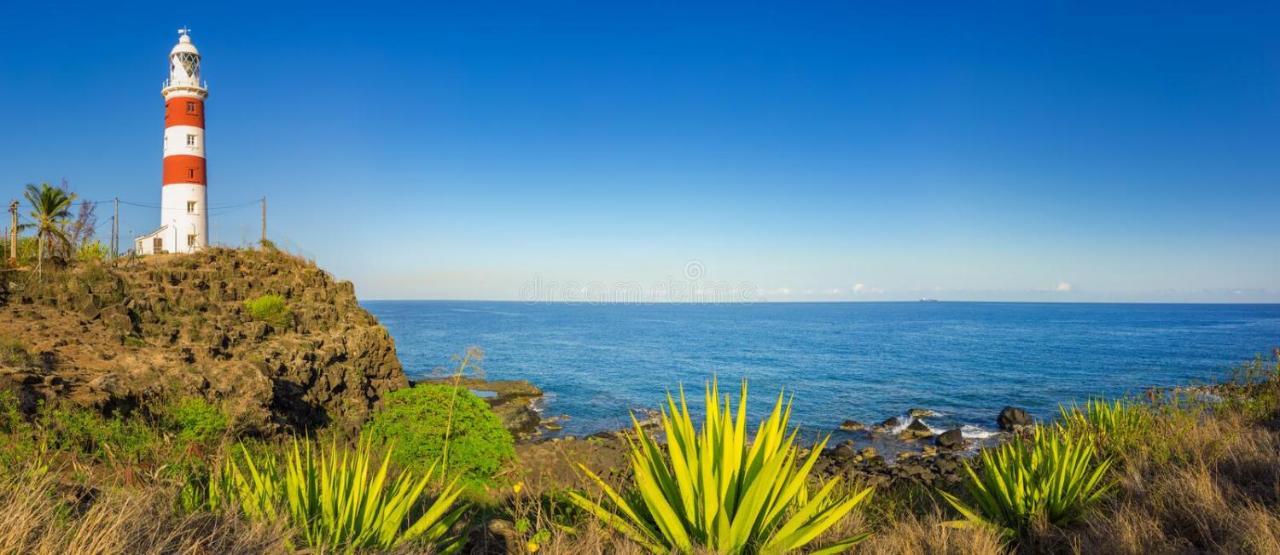 Into The Sea - Modern Home Close To The Beach Albion Luaran gambar