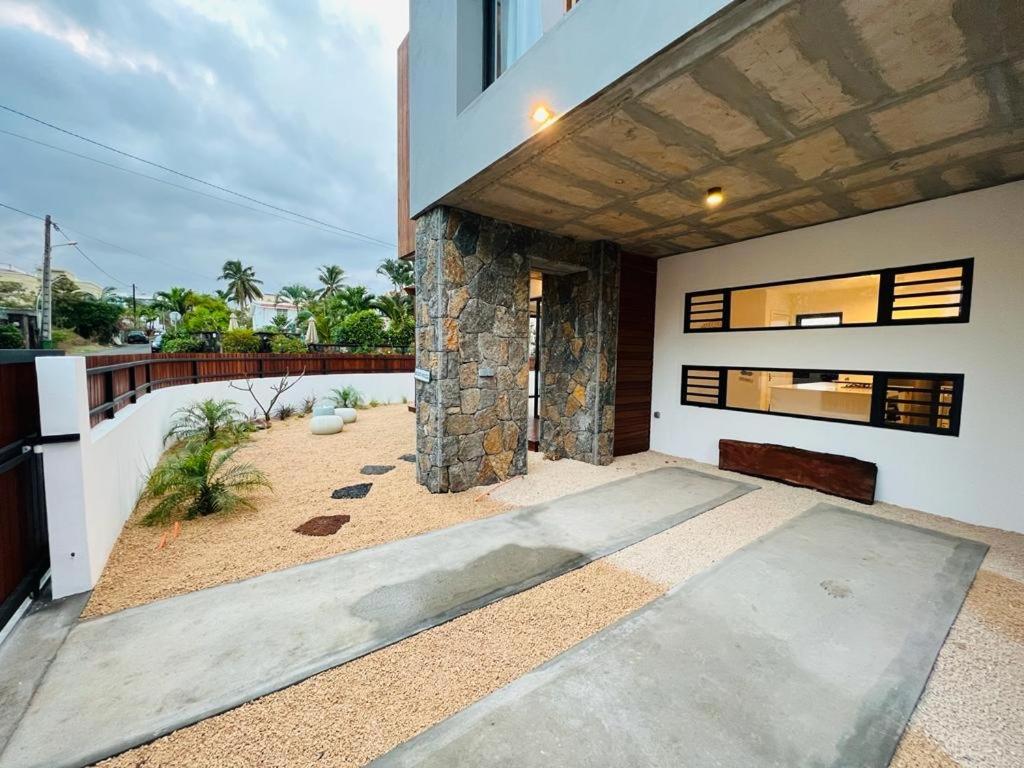 Into The Sea - Modern Home Close To The Beach Albion Luaran gambar