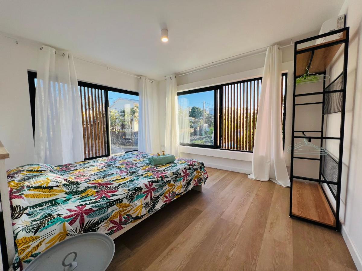 Into The Sea - Modern Home Close To The Beach Albion Luaran gambar