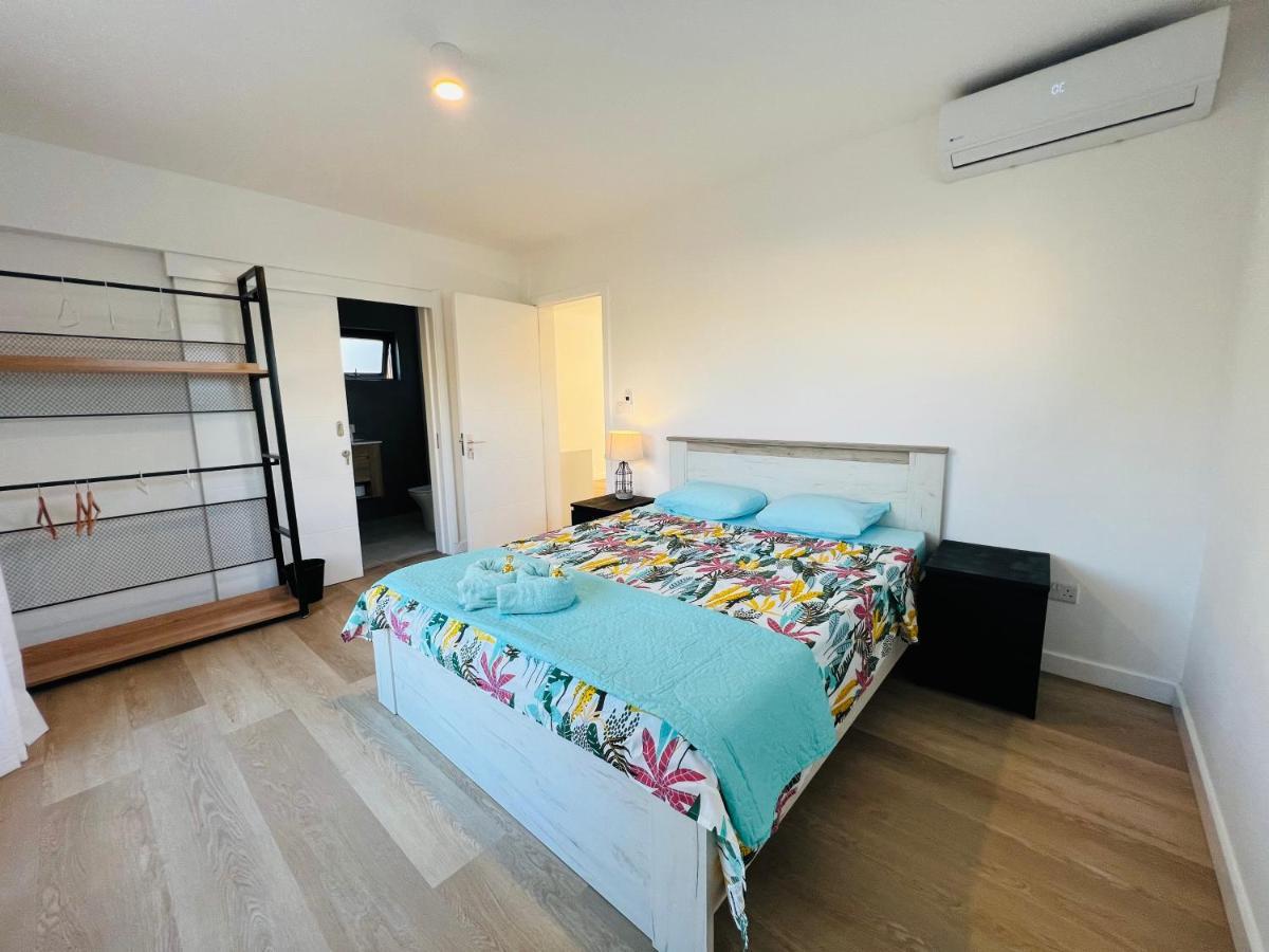 Into The Sea - Modern Home Close To The Beach Albion Luaran gambar