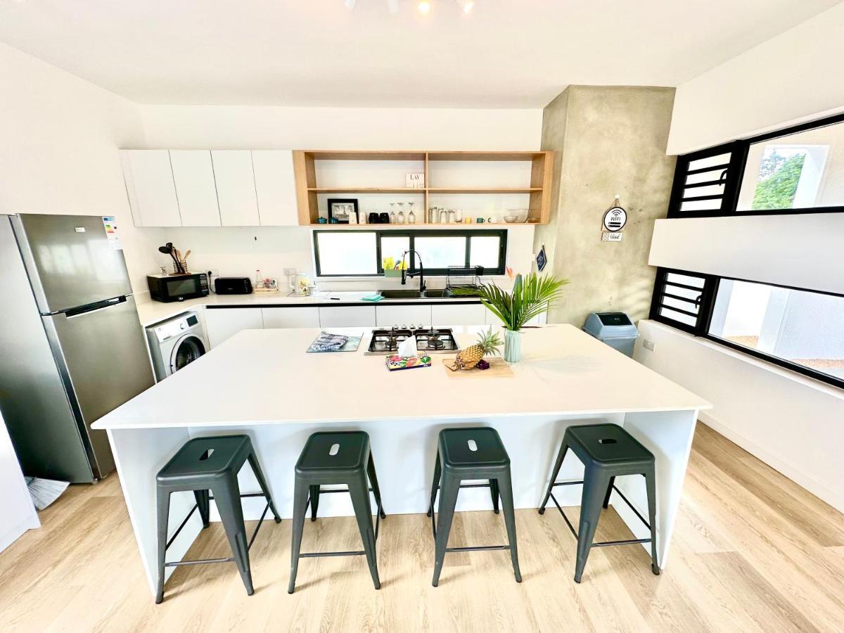 Into The Sea - Modern Home Close To The Beach Albion Luaran gambar